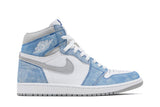 Air Jordan 1 Retro High OG 'Hyper Royal' view 1