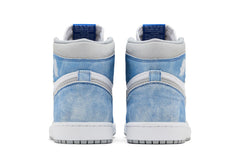 Air Jordan 1 Retro High OG 'Hyper Royal' view 6