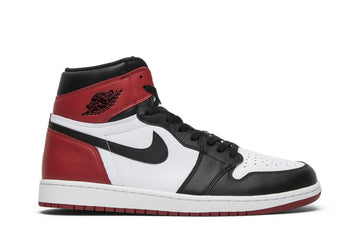 Air Jordan 1 Retro High OG 'Black Toe' 2016