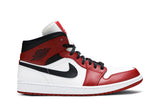 Air Jordan 1 Mid 'Chicago' view 1