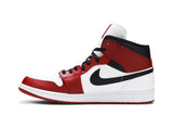 Air Jordan 1 Mid 'Chicago' view 3