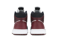 Wmns Air Jordan 1 Mid SE 'Gold Pendants' view 6