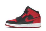 Air Jordan 1 Mid GS 'Banned' view 3