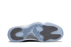 Air Jordan 11 Retro 'Cool Grey' 2021 view 4