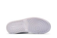 Wmns Air Jordan 1 Mid 'Wolf Grey Aluminum' view 4