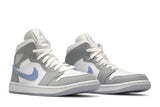 Wmns Air Jordan 1 Mid 'Wolf Grey Aluminum' view 8