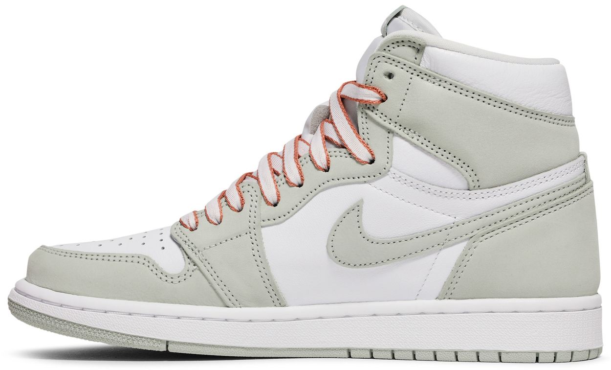 Wmns Air Jordan 1 Retro High OG 'Seafoam' (image 3 of 10)