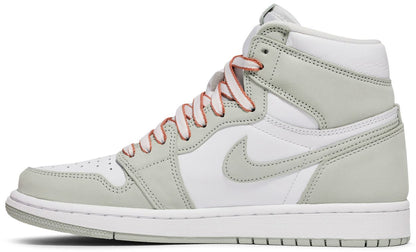 Wmns Air Jordan 1 Retro High OG 'Seafoam' (image 3 of 10)