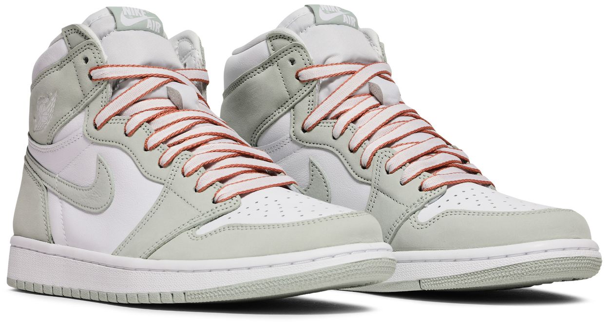 Wmns Air Jordan 1 Retro High OG 'Seafoam' (image 8 of 10)