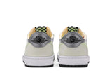 Air Jordan 1 Retro Low OG 'Ghost Green' view 6