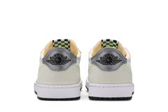 Air Jordan 1 Retro Low OG 'Ghost Green' view 6