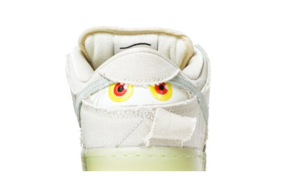 Nike Dunk Low SB 'Mummy'
