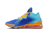 Space Jam x LeBron 18 Low 'Wile E. x Nike Roadrunner' view 3