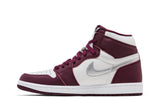 Air Jordan 1 Retro High OG 'Bordeaux' view 3