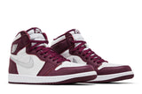 Air Jordan 1 Retro High OG 'Bordeaux' view 8