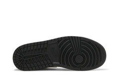 Air Jordan 1 Low 'Mocha' view 4
