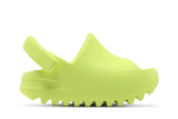 Yeezy Slides Infants 'Glow Green' view 2