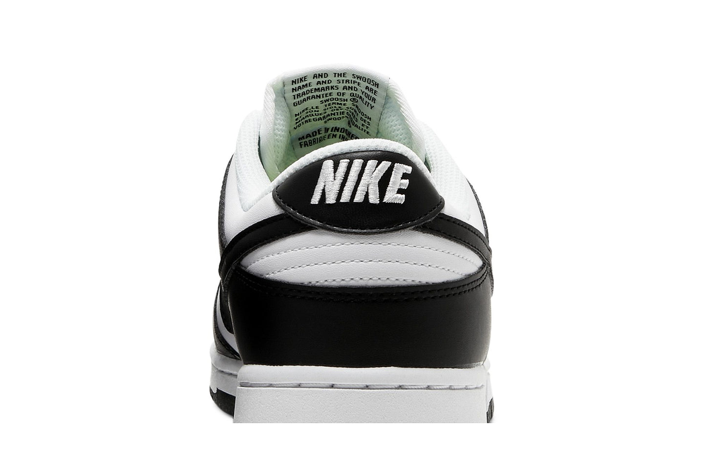 Nike Wmns Dunk Low Next Nature 'Black White - White Sockliner'