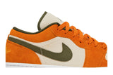 Air Jordan 1 Low SE 'Light Curry' view 2