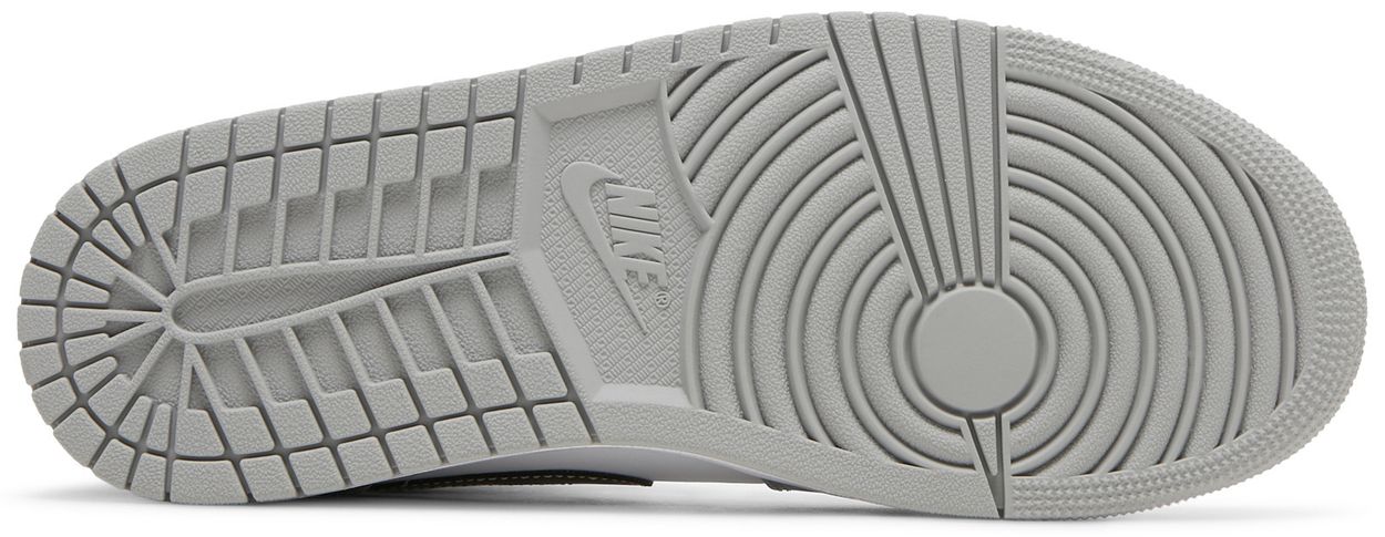 Air Jordan 1 Mid 'Light Smoke Grey Anthracite' (image 5 of 9)
