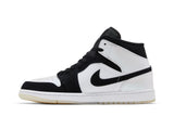 Air Jordan 1 Mid SE 'Diamond' view 3