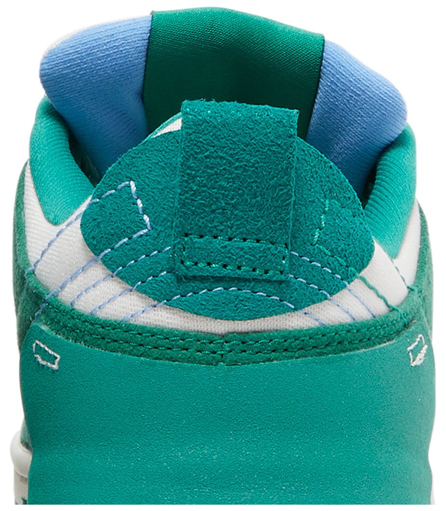Nike — Wmns Dunk Low Disrupt 2 'Malachite' (image 7 of 8)