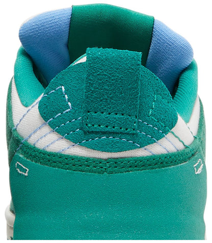 Nike — Wmns Dunk Low Disrupt 2 'Malachite' (image 7 of 8)