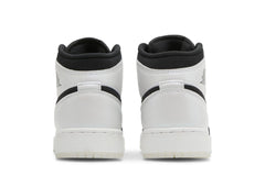 Air Jordan 1 Mid SE GS 'Diamond' view 6