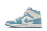 Wmns Air Jordan 1 Mid 'University Blue' view 3