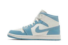 Wmns Air Jordan 1 Mid 'University Blue' view 3