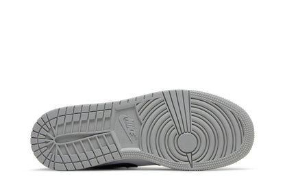 Air Jordan 1 Low GS 'Light Smoke Grey'