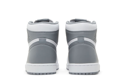 Air Jordan 1 Retro High OG 'Stealth'