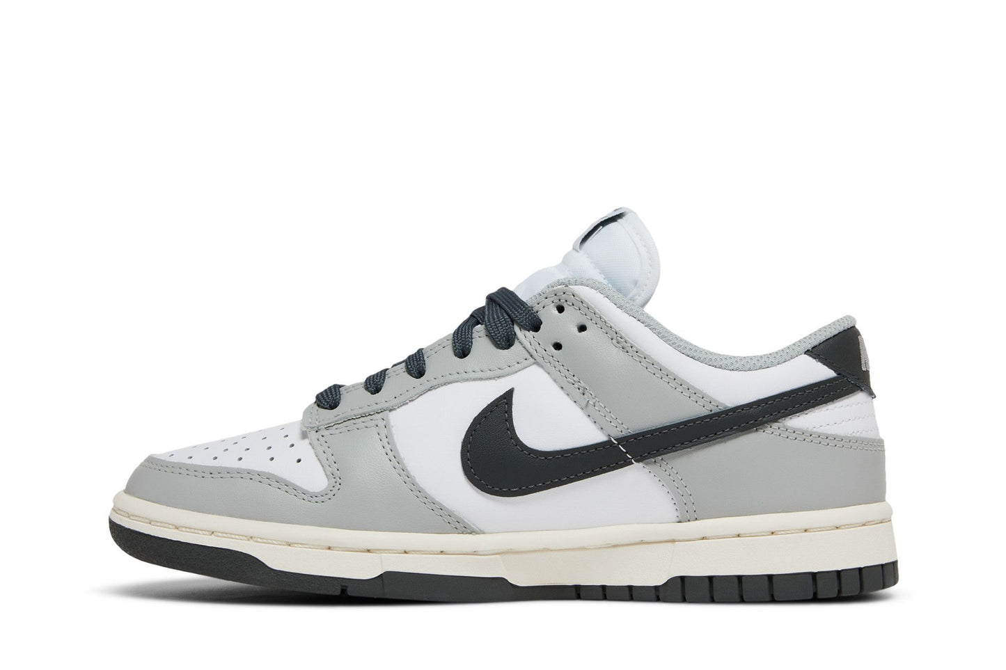 Nike Wmns Dunk Low 'Light Smoke Grey'