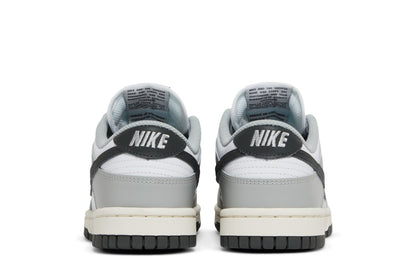 Nike Wmns Dunk Low 'Light Smoke Grey'