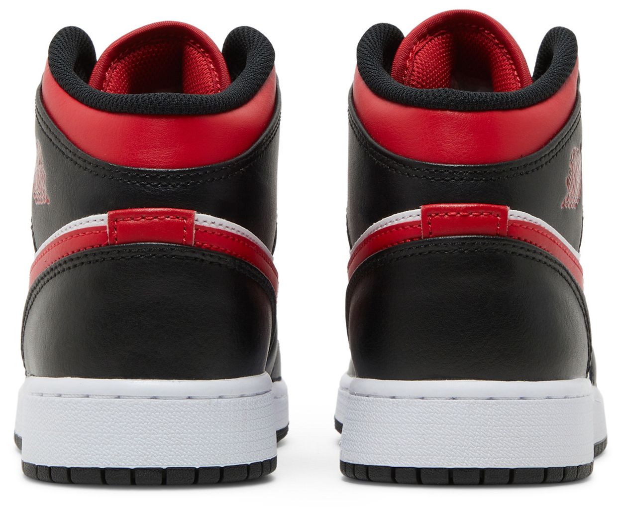 Air Jordan 1 Mid GS 'Black Fire Red' (image 7 of 9)