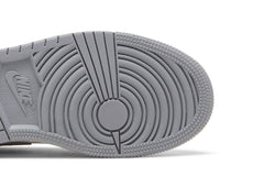 Air Jordan 1 Low GS 'Vintage Grey' view 5