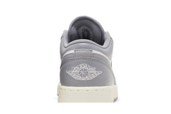 Air Jordan 1 Low GS 'Vintage Grey' view 7