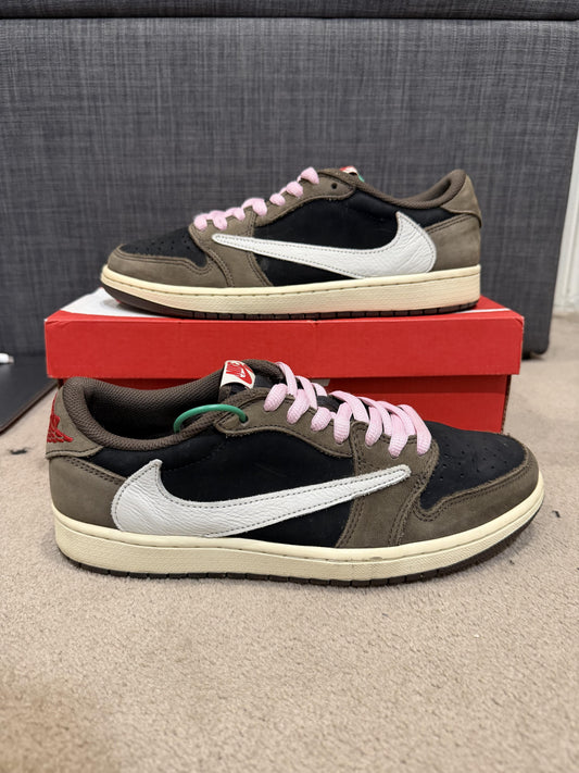 Travis Scott x Air Jordan 1 Low 'Mocha'