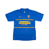 Juventus 2007-2008 Away view 1