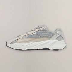 adidas Yeezy Boost 700 V2 'Cream' view 3
