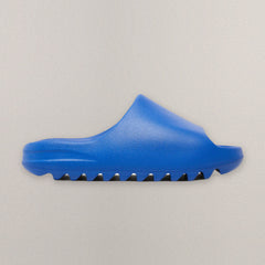 adidas Yeezy Slides 'Azure' view 1