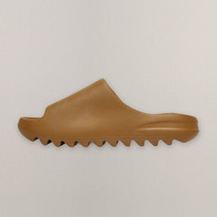 Yeezy Slides 'Ochre' view 3