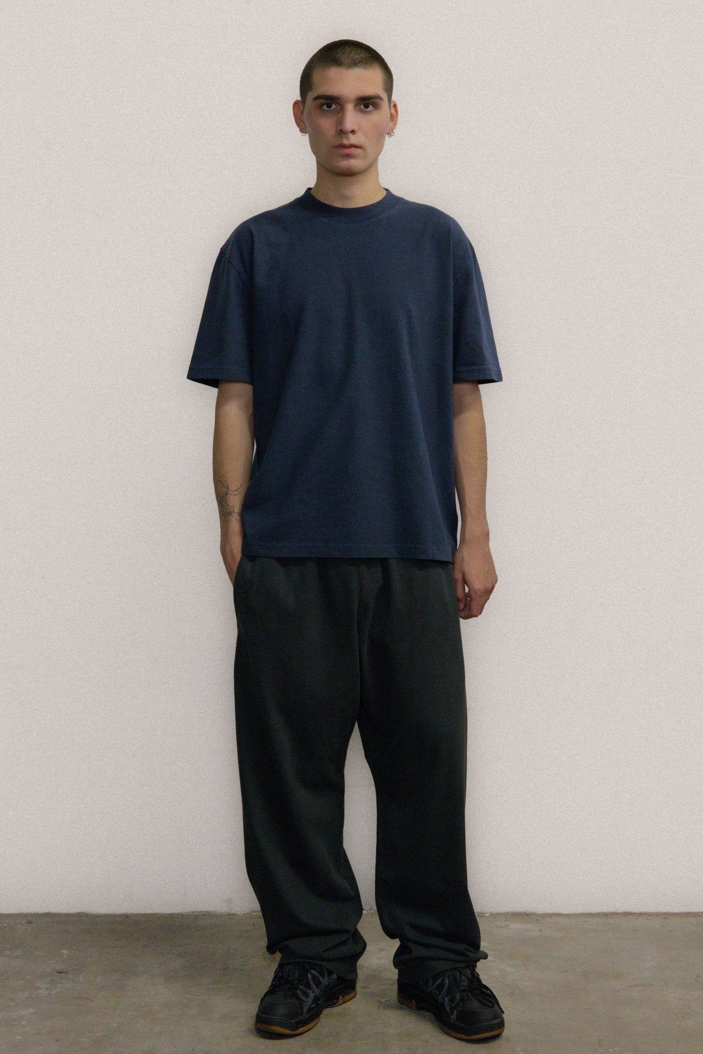 #color_NAVY