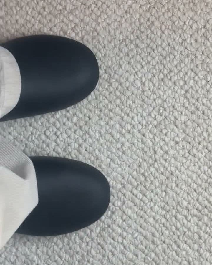 Yeezy SL-01 worn